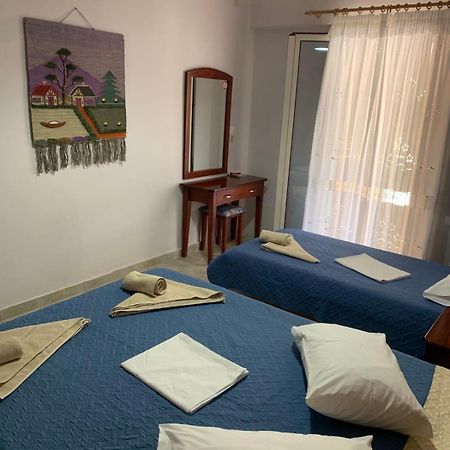 Ferienwohnung Domenica House Kondaraíni Exterior foto