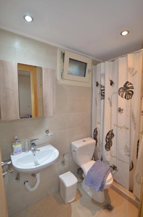 Ferienwohnung Domenica House Kondaraíni Exterior foto