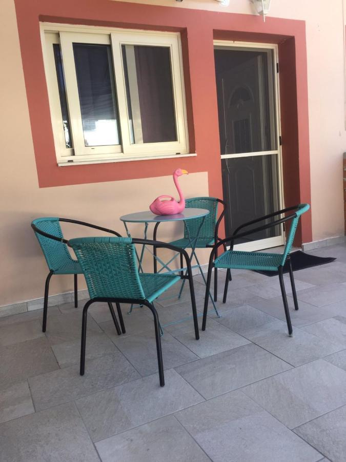 Ferienwohnung Domenica House Kondaraíni Exterior foto