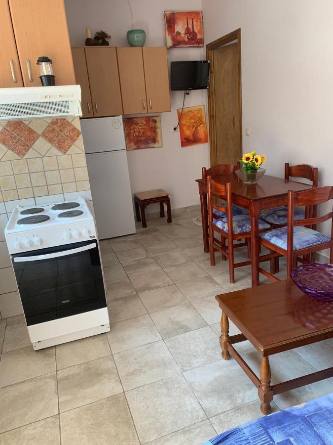 Ferienwohnung Domenica House Kondaraíni Exterior foto